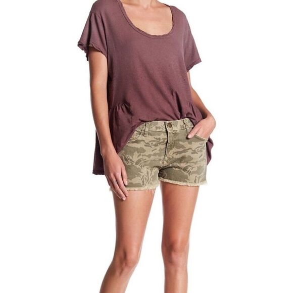 CURRENT/ELLIOTT The Boyfriend Short Cutoffs Broken Camo Print Frayed‎ Sz 28 - Picture 14 of 14